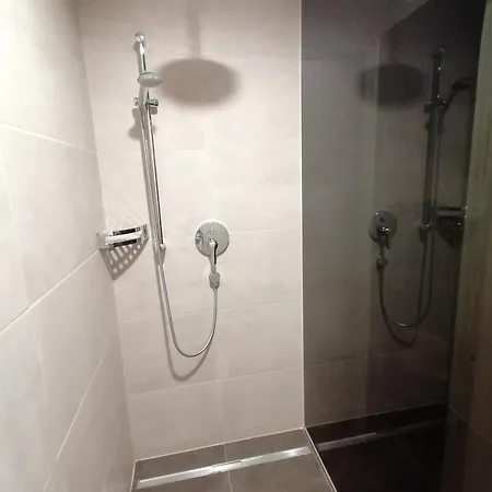 Laerche Appartement Tux