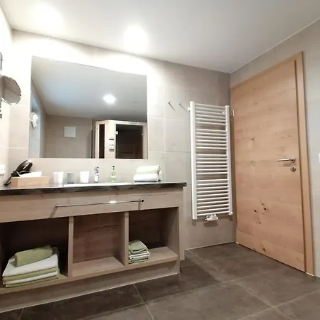 Laerche Appartement Tux